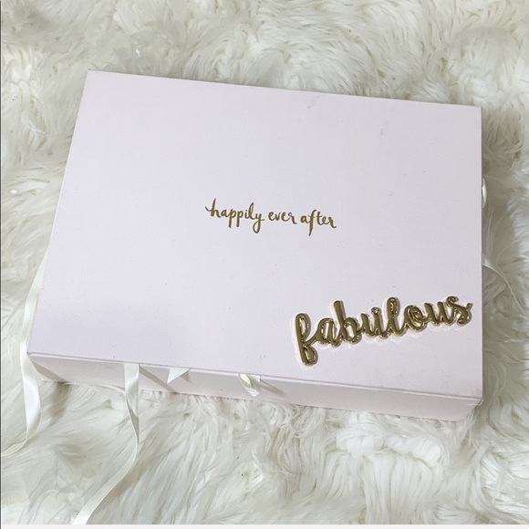 Kate Spade wedding Happily Ever After card box